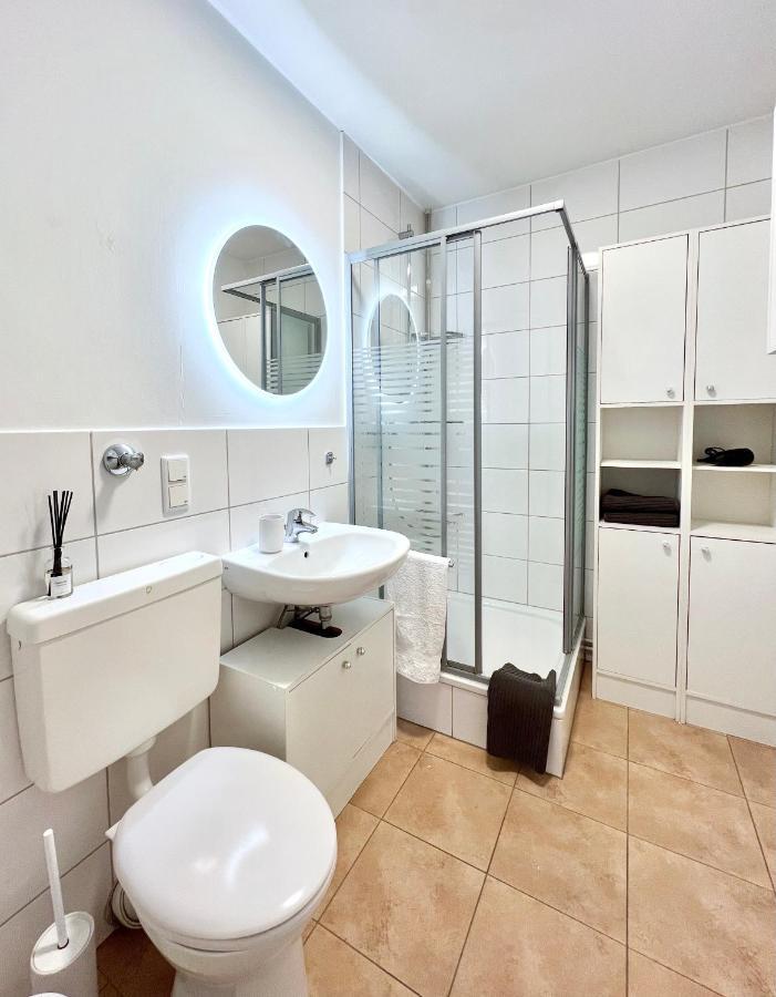 Sabe Apartment: Balcony + Free Parking + Netflix Wuppertal Exterior photo